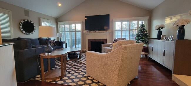 Building Photo - 547 Neff Rd