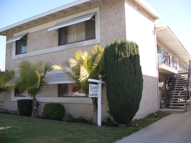 Building Photo - 5920 Golden West Ave