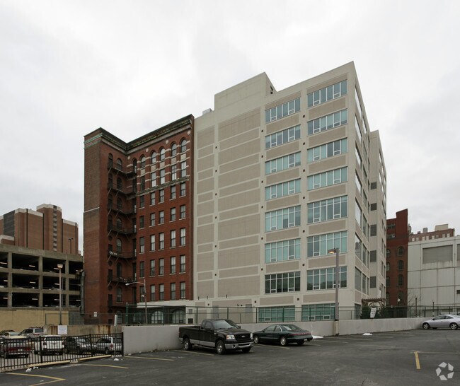 Building Photo - The Warehouse Apartments