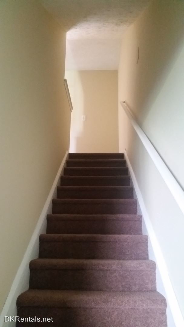 Foto del edificio - 4694 Ernest Dr