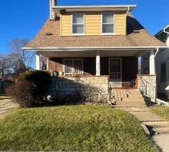 Building Photo - 2119 Elliott Ave