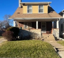 Building Photo - 2119 Elliott Ave