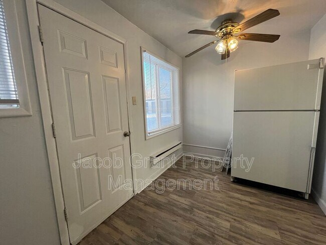 Foto del edificio - 675 Tiger Ave