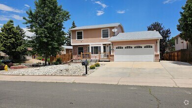 Building Photo - 17703 E Bellewood Dr