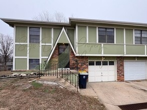 Building Photo - 11309 Bales Ave