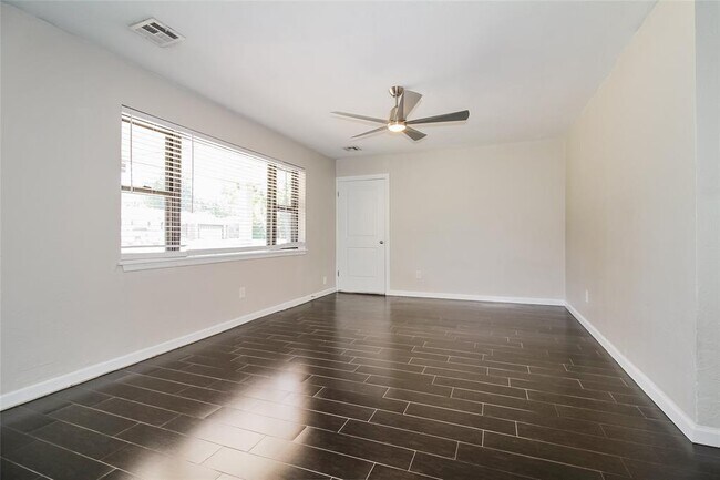 Foto del edificio - 1811 Westminster Pl