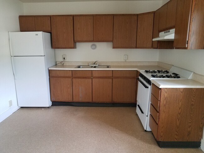 Foto del edificio - 617 N 3rd Apt A