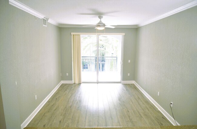 Foto del edificio - 1660 Renaissance Commons Blvd