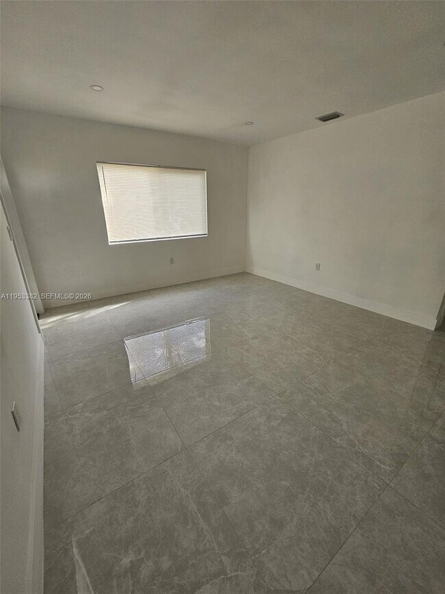 Foto del edificio - 2488 SW 6th Ct