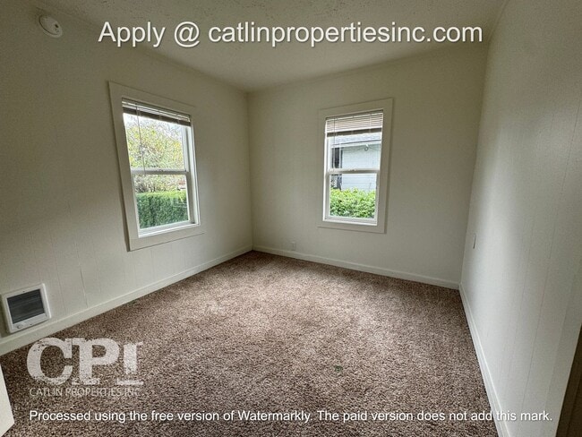 Building Photo - 271 26th Ave