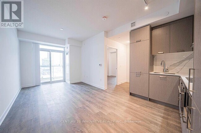 Photo du bâtiment - 10 Honeycrisp Cres