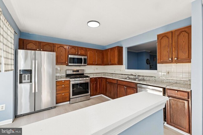 Building Photo - 2740 Brier Pond Cir