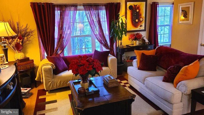 Foto del edificio - 19437 Rayfield Dr