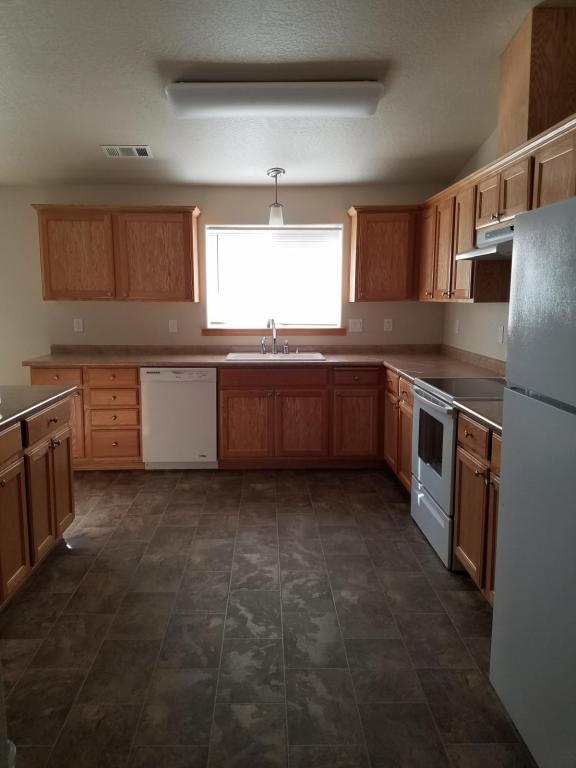 Foto del edificio - 1042 SW Princeton Pl