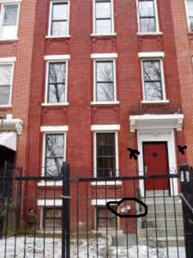 Foto del edificio - 1097 Putnam Avenue