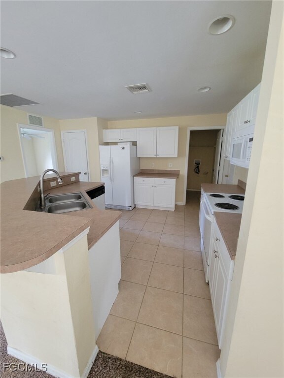 Foto del edificio - 668 Homestead Rd S