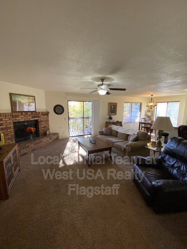 Foto del edificio - 2707 N Walnut Hills Dr