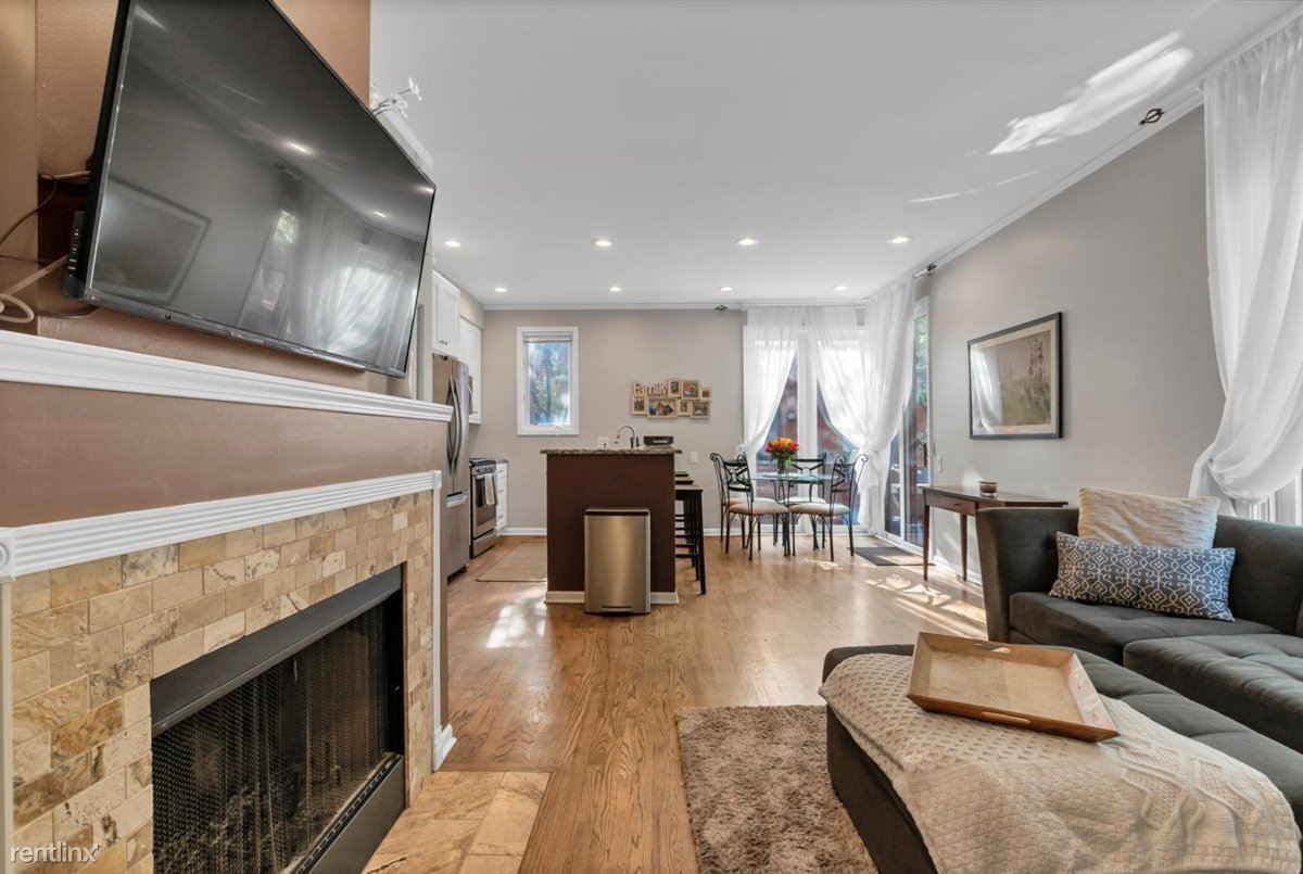 Primary Photo - 1 br, 2 bath Townhome - 1250 South Federal...