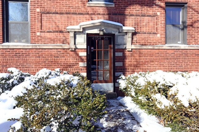 Building Photo - 4954 N Winchester Ave