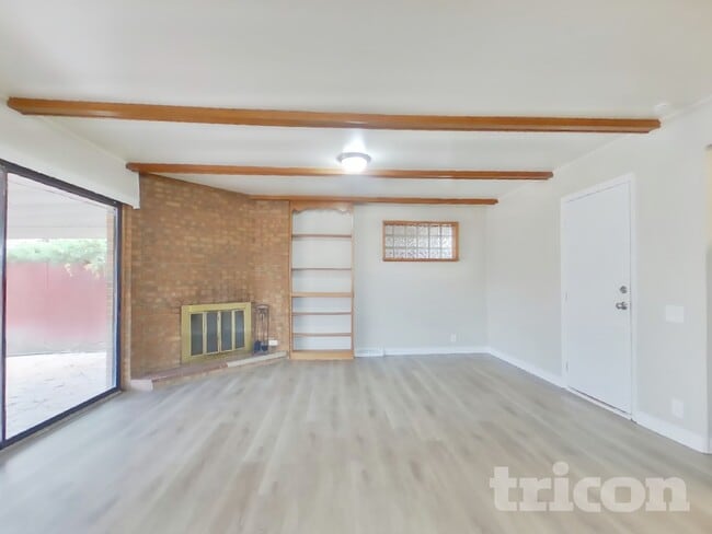 Foto del edificio - 1952 S Tennyson St