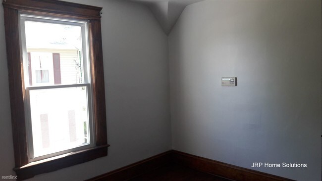 Building Photo - 821 Bush St