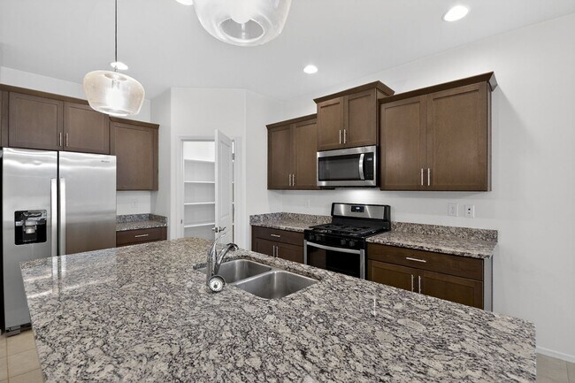 Building Photo - 12750 N Gibbs Ave