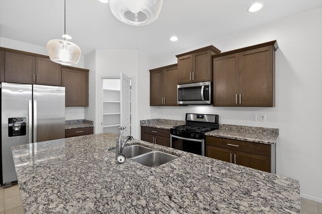 Foto del edificio - 12750 N Gibbs Ave