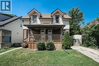 Building Photo - 330 Grove Ave