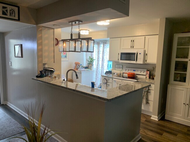Foto del edificio - 5731 Dockside Dr