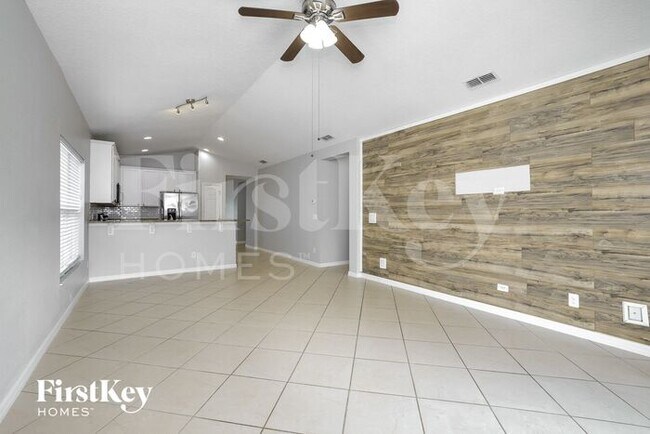 Foto del edificio - 4724 Rockvale Dr