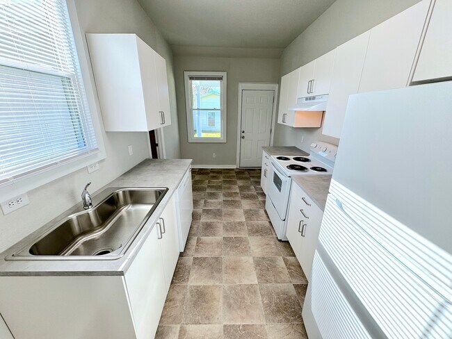 Building Photo - 3700 Deep Creek Blvd