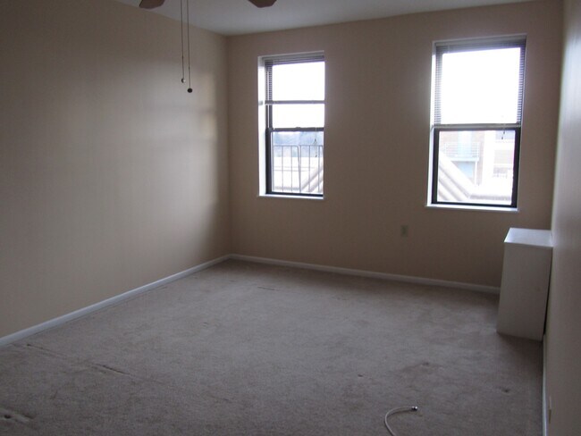 Building Photo - 30 Windsor Terrace
