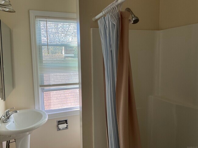 Foto del edificio - 22 Oak St