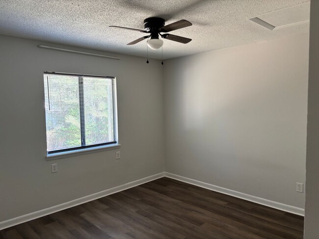 Building Photo - 2 BEDROOM 2 BATH CONDO AT COASTAL VILLAS