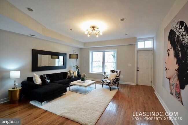 Foto del edificio - 633 14th St NE