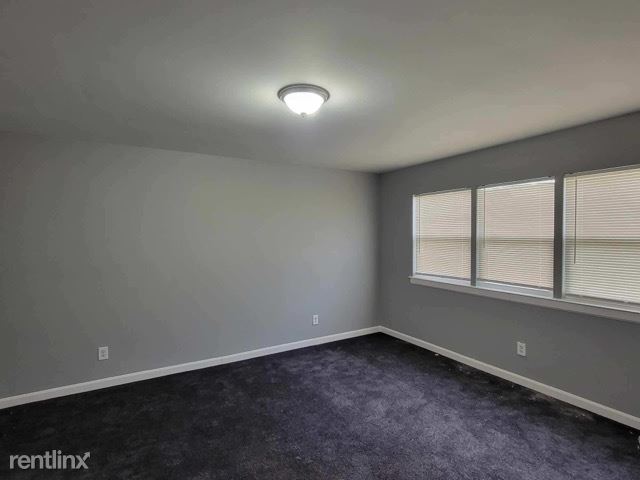 Building Photo - 4 br, 2 bath House - 17600 Greenfield Rd