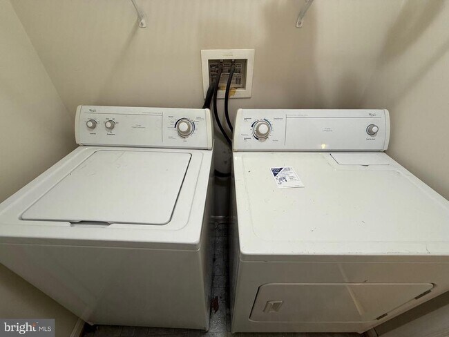 Foto del edificio - 45586 Curley Ct