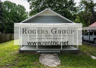 Building Photo - 617 Roberson St