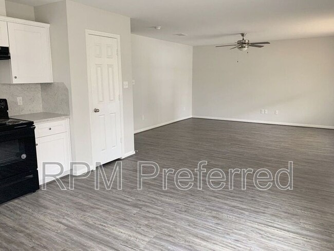 Foto del edificio - 3902 Bennington St