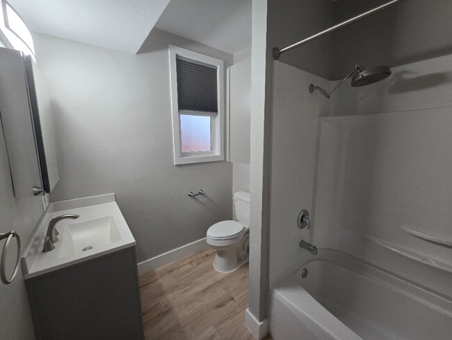 Foto del edificio - 541 Terry Ave