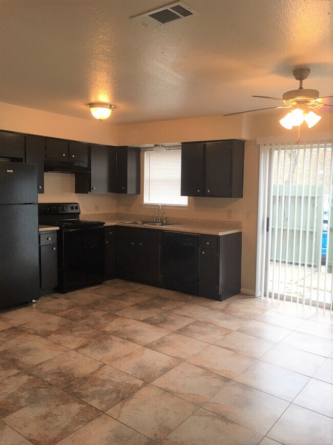 Foto del edificio - 1224 Lyric Ln