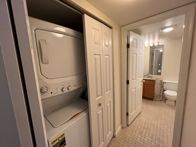 Foto del edificio - 325 Franklin St