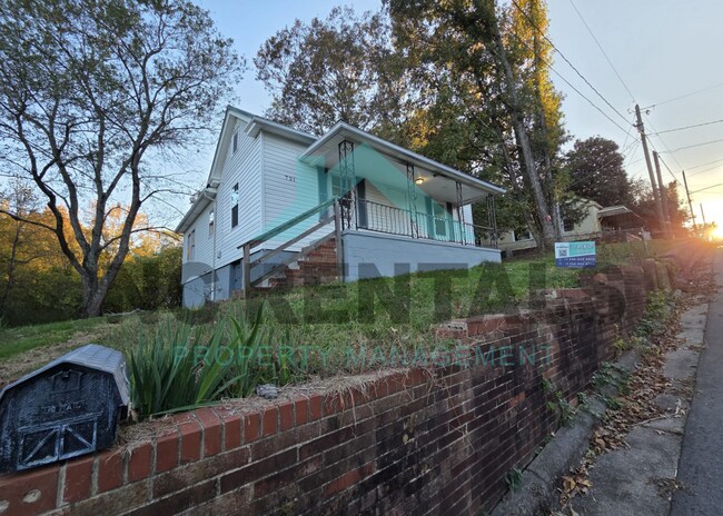 Foto del edificio - 721 Davis St