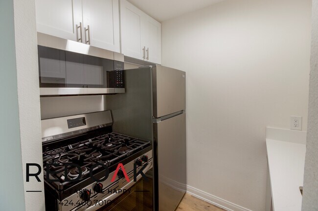 Foto del edificio - ~4 Weeks FREE~ Breathtaking Studio with a ...