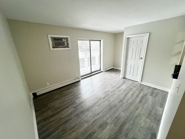 Photo du bâtiment - 315 Detroit St