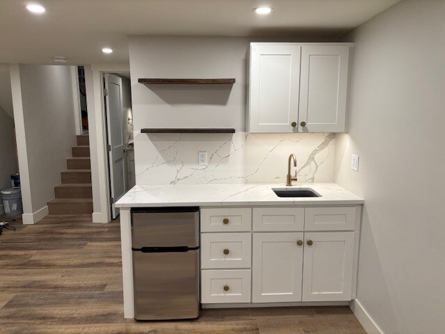 Foto del edificio - 121 Burgundy Cir