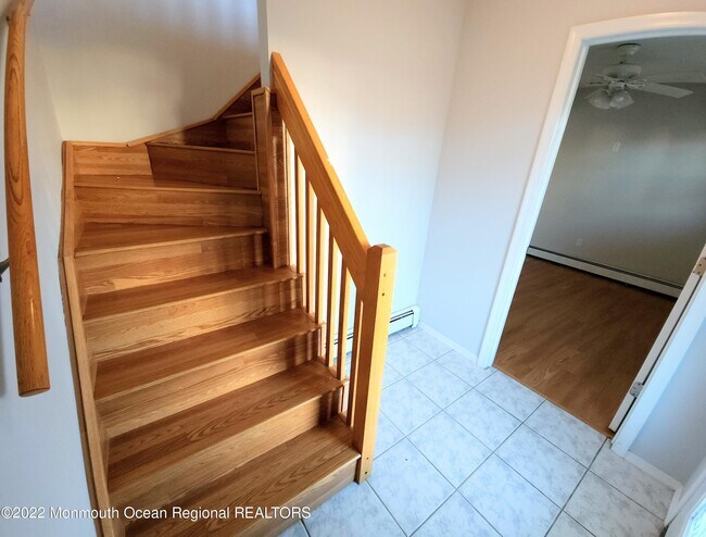 Foto del edificio - 4 Harbor View Ln