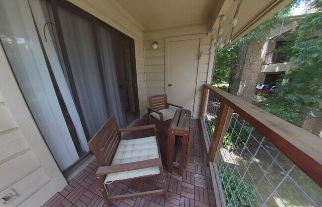 Foto del edificio - E4 Pecan Creek