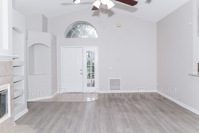Building Photo - 2544 Meadow Oaks Loop