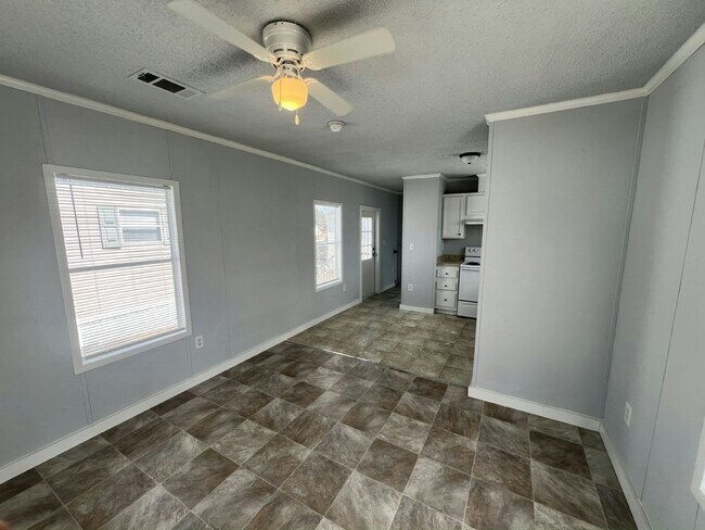 Foto del edificio - 2218 Chicago Cubs St